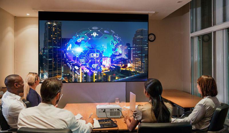 Обзор лазерного проектора Optoma ZH450ST 1080p